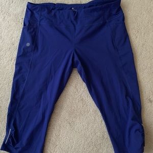 Athleta crop pants